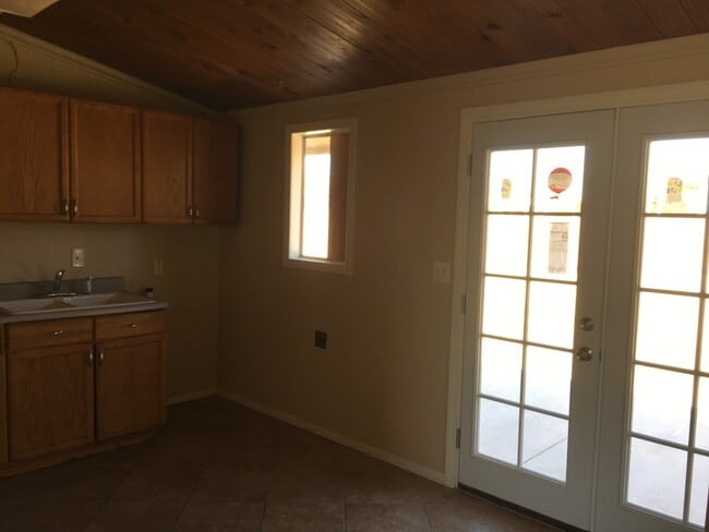 Photo - COMING SOON!!! WEST LANCASTER 3+1.5 on Large lot