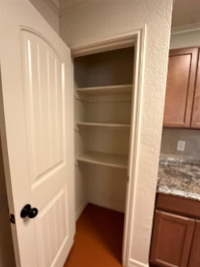 Photo - 803 Leifester Cir