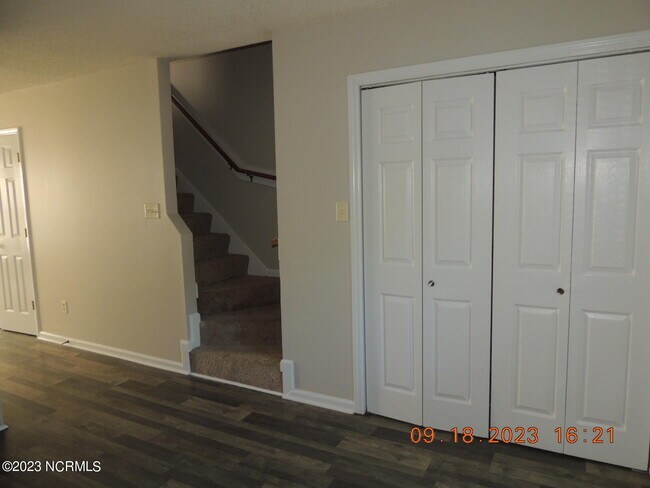 Photo - 1212 Pueblo Dr