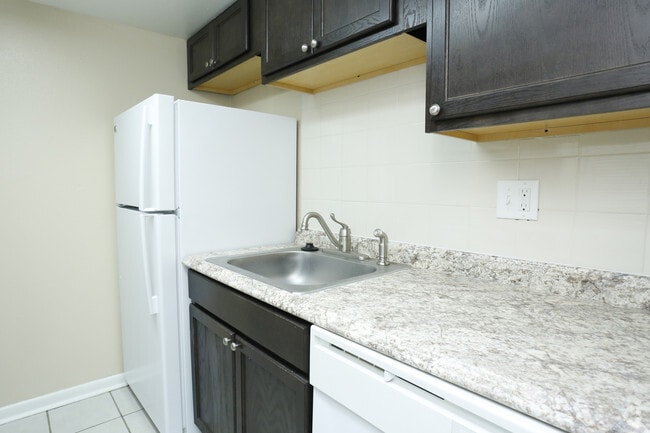 1BR,1BA