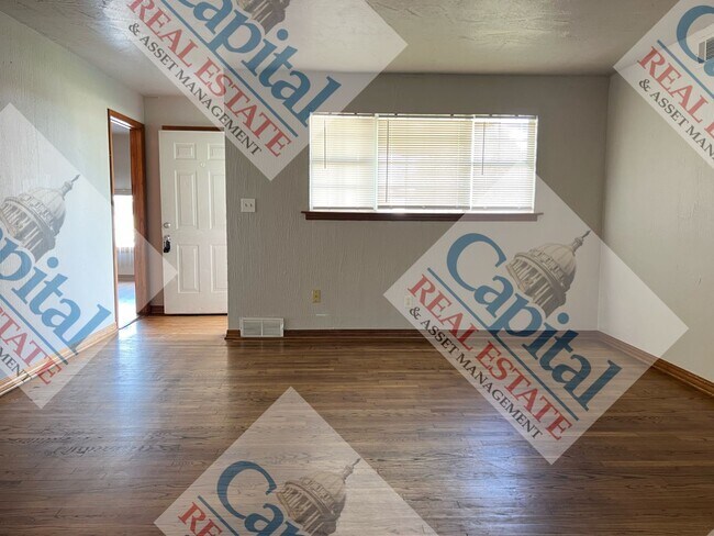 Photo - Move in Special