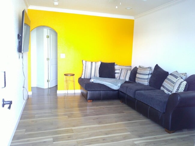 Photo - 245 N 23rd St Unit 245 N 23rd St