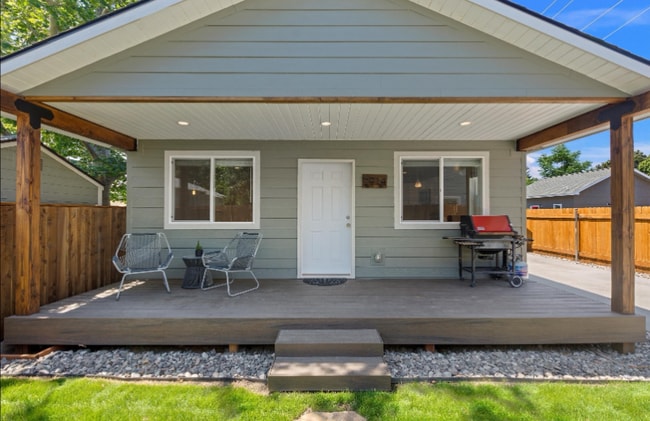 Photo - 2914 W Madison Ave