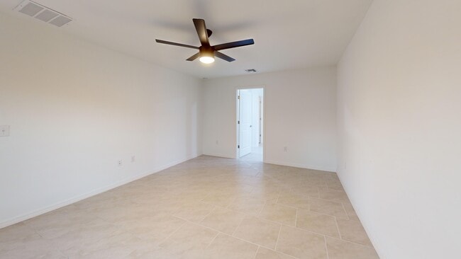 Photo - 2846 Northwest 28th Ave