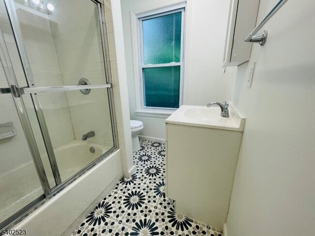 Photo - 76 Chestnut St Unit 1