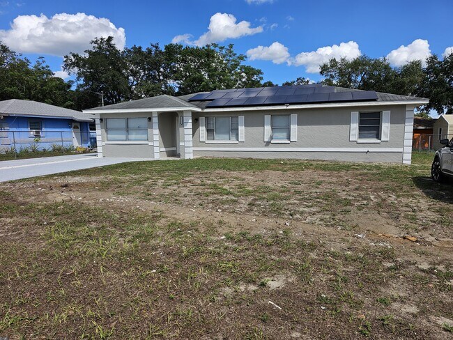 Building Photo - 2117 Lemon St Rental
