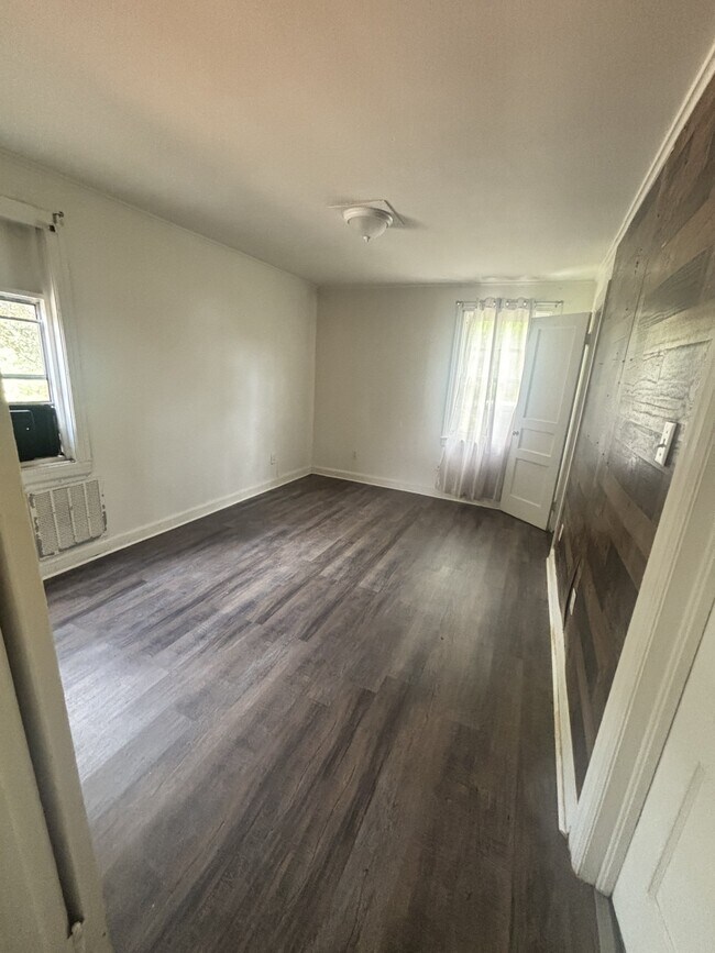 Photo - 116 Robins St