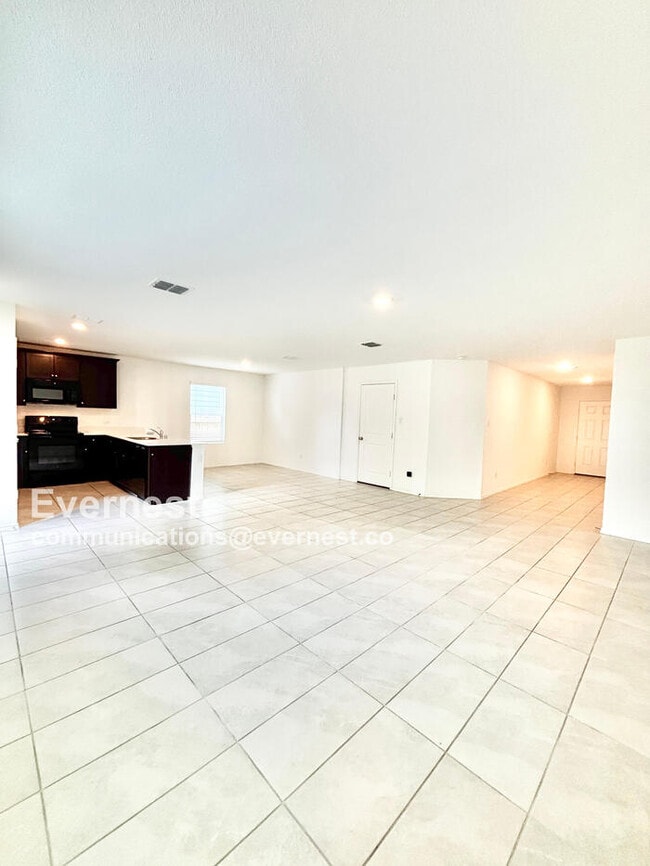 Photo - 3209 Peyton Lila Rd