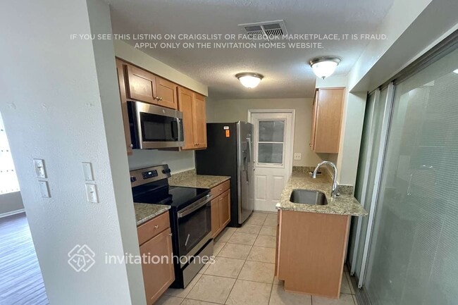Photo - 20302 Lorenzo Ave