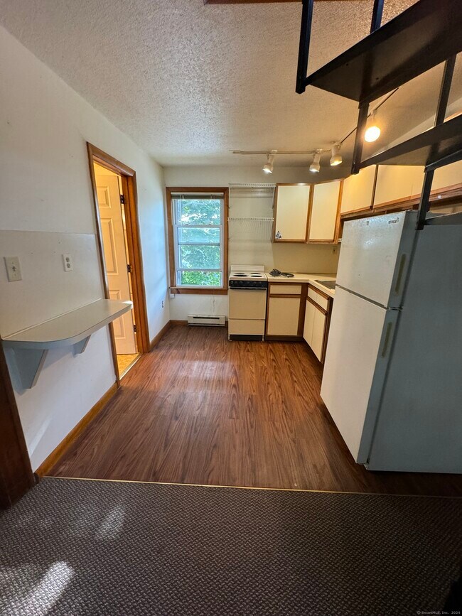 Photo - 49 Ledyard Ave
