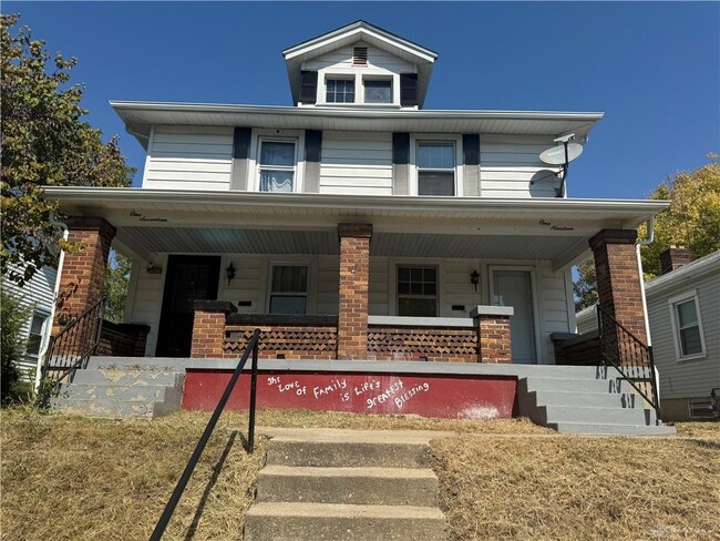 Photo - 119 Pointview Ave Townhome