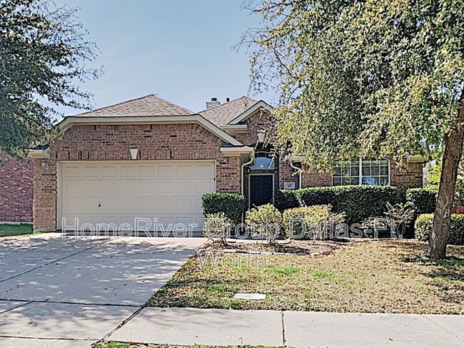Photo - 217 Mapleshade Dr House