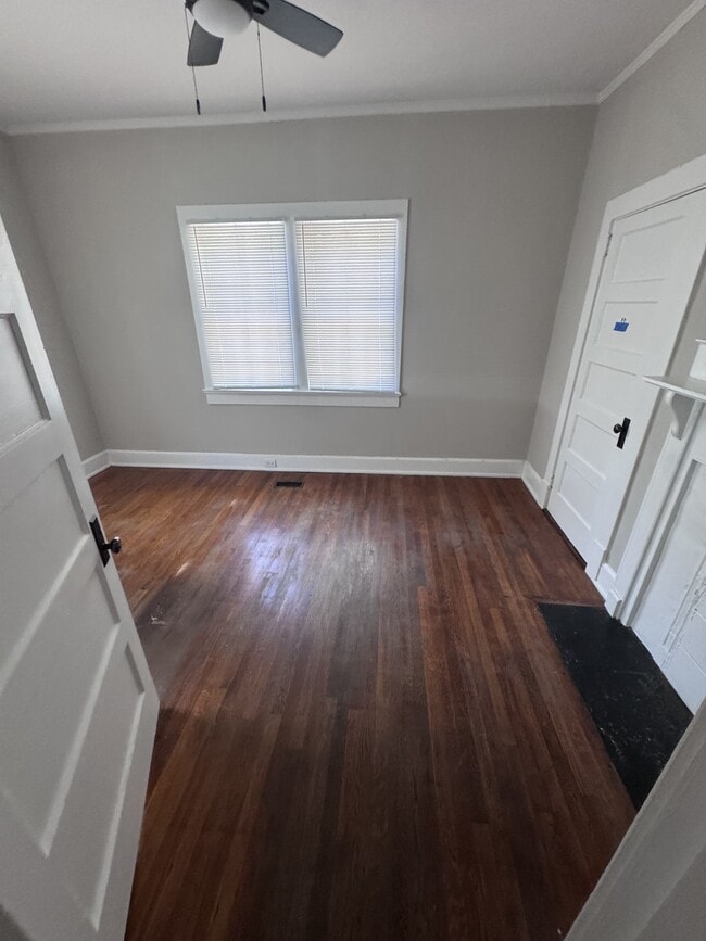 Photo - 105 Murray Dr