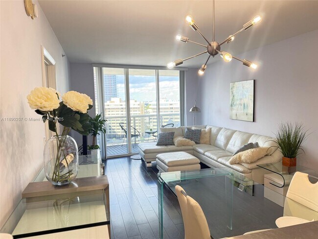 Photo - 1850 S Ocean Dr Unidad 1106
