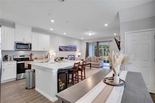 Photo - 2915 Grand Kemerton Pl