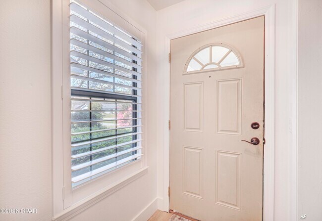 Photo - 307 Fan Palm Pl