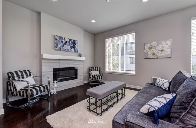 Building Photo - 14913 48th Ave W Unit D1