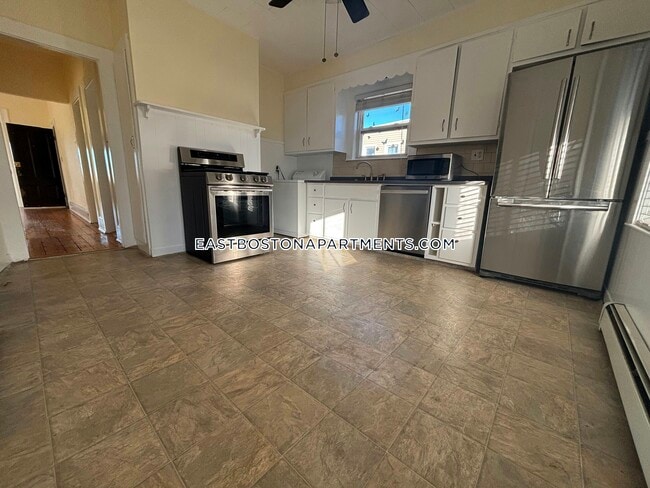 Photo - 33 Falcon St Unit 3