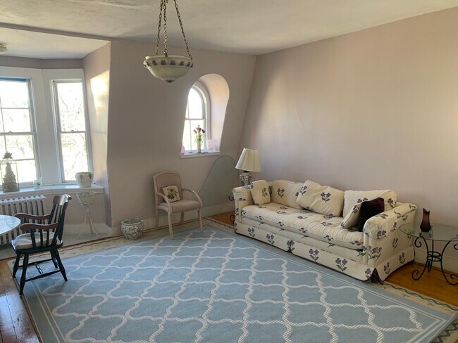 6 Rutland Sq Unit PH