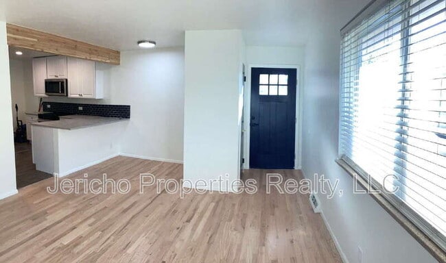 Photo - 2463 S Corona St
