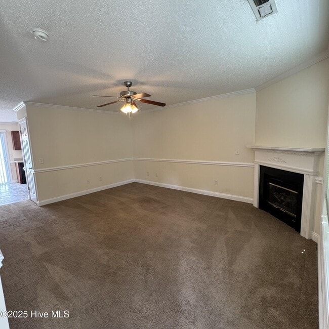 Photo - 4230 Dudleys Grant Dr