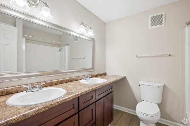 Remodeled B2 2BR, 1.5BA - 860SF - Main Bathroom