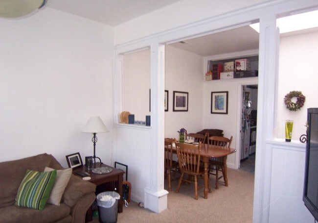 Photo - 381 Duncan St
