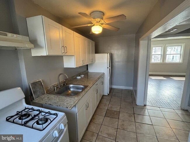 Photo - 1616 Plum St