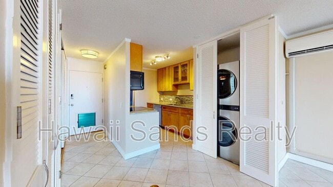 Photo - 1676 Ala Moana Blvd