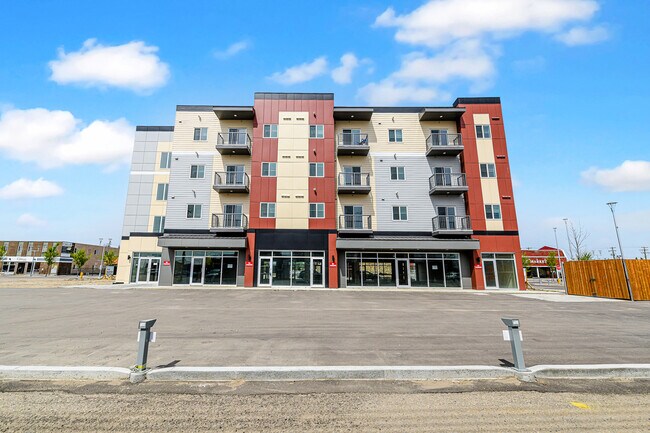 Photo - 10101-10101 101 Ave Unit 407