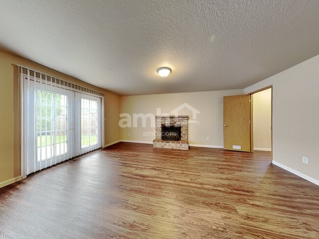 Photo - 1302 NW 4th St