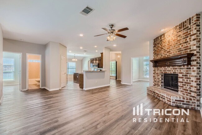 Photo - 1426 Rapids Ct