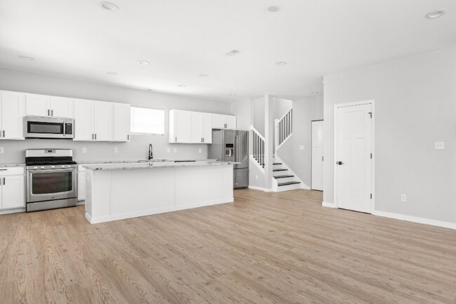 Photo - 1113 N Hamilton Ave