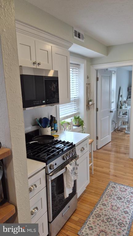 Photo - 230 Pine St Unit 2R