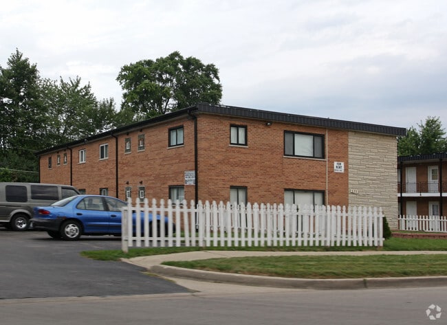 Edificio - 306-314 Wilson Ave