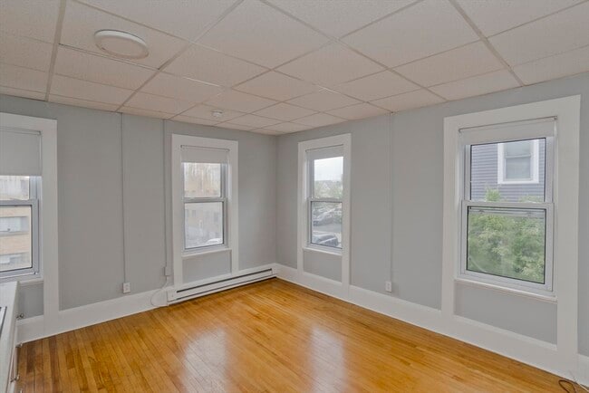 Photo - 78 Elm St Unidad 4