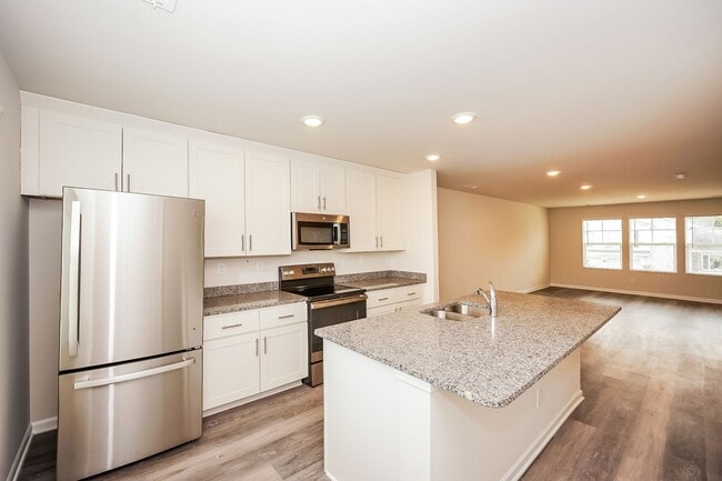 Photo - 1215 Briarhill Rd