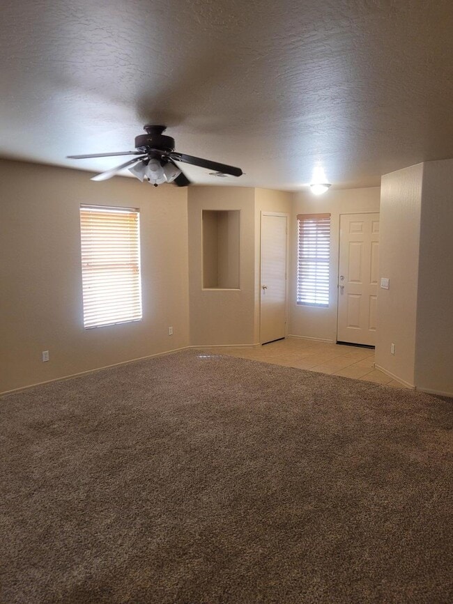 Photo - 16377 W Cottonwood St