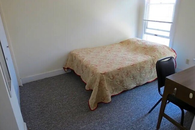 Photo - 610 W Elm St