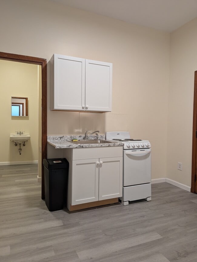 Photo - 12 Miles St Unidad 3