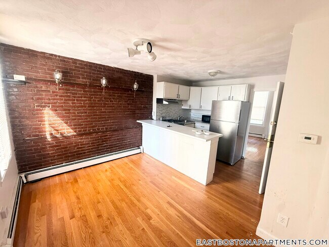 Photo - 145 Princeton St Unidad 2