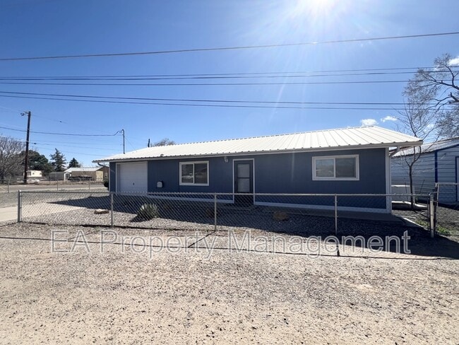 Building Photo - 5837 Guadalupe Trail NW