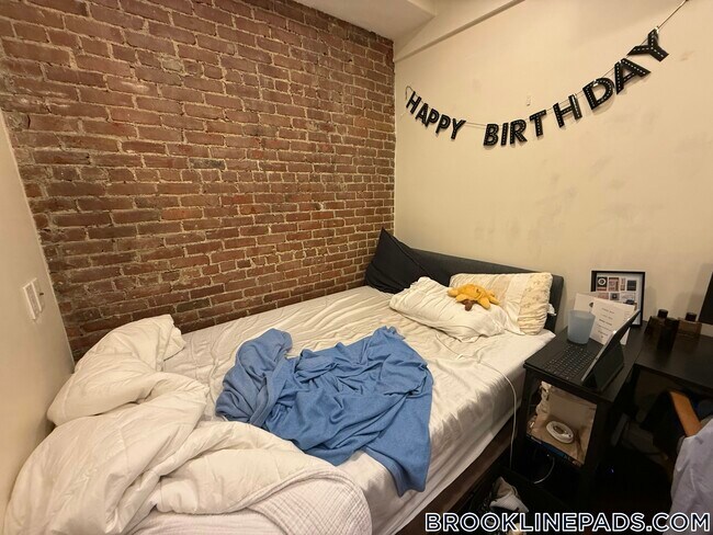 Photo - 1203 Beacon St Unit 6