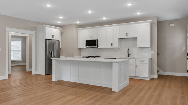 Photo - 310 N Jefferson St Unit 312