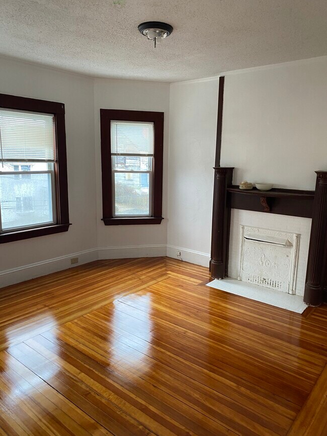 Photo - 50 Wheatland Ave Unidad 3