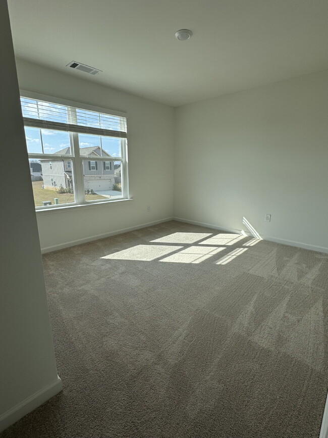 Photo - "Spacious 5-Bedroom NEW HOME on Rolling Meadow Way - Your Dream Home Awaits in Kathleen!"