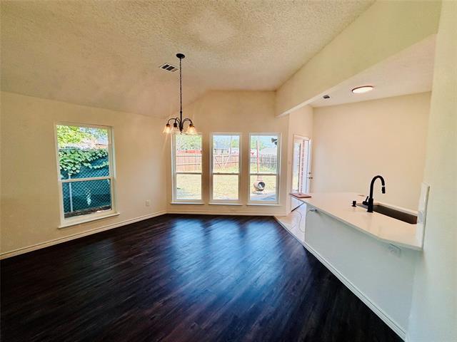 Photo - 201 Hillside Dr