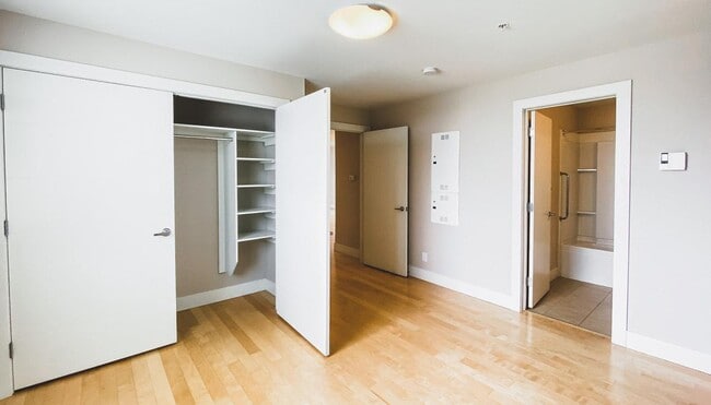 Photo - Bennett House