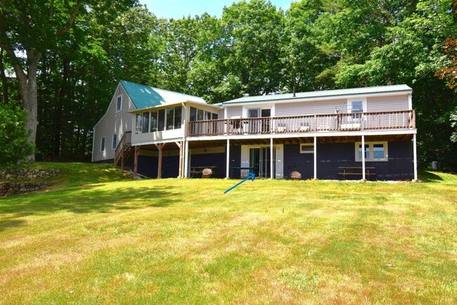 18 Holts Point Rd