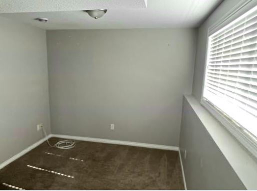 Photo - 3 Bedroom 2 Bath Detached House Unité 4